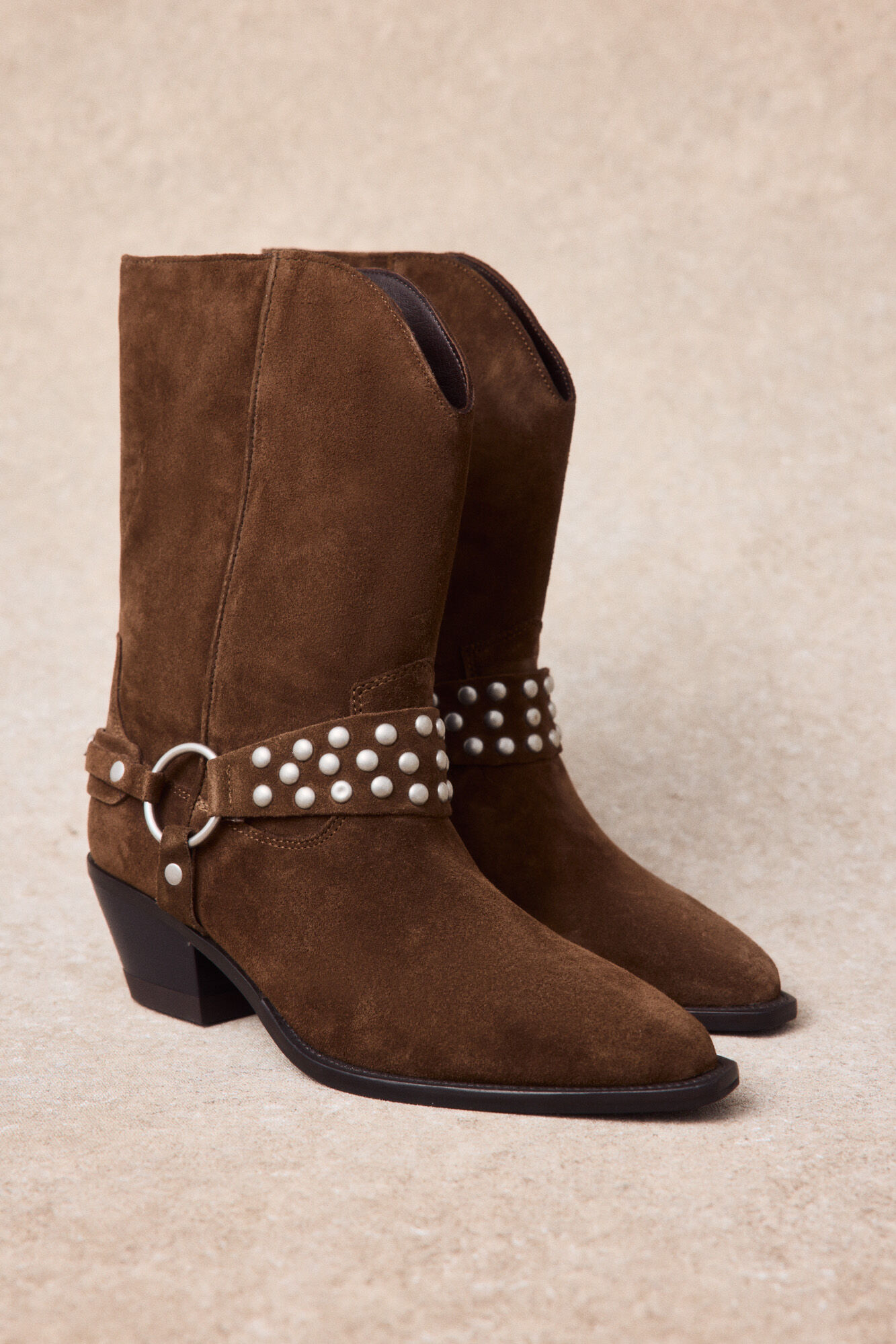 Slowlove Bota de piel con estribo y tachas Marr&oacute;n oscuro