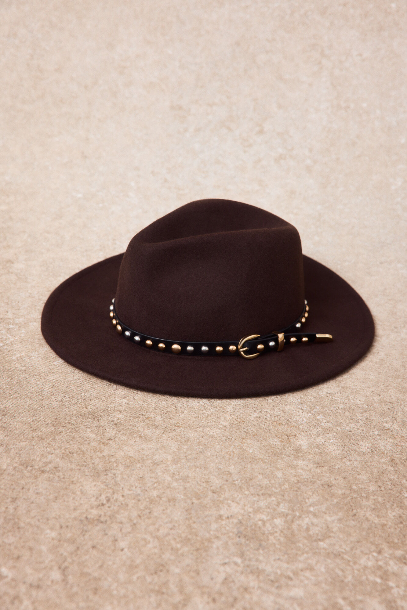 Slowlove Sombrero tachuelas Marr&oacute;n oscuro