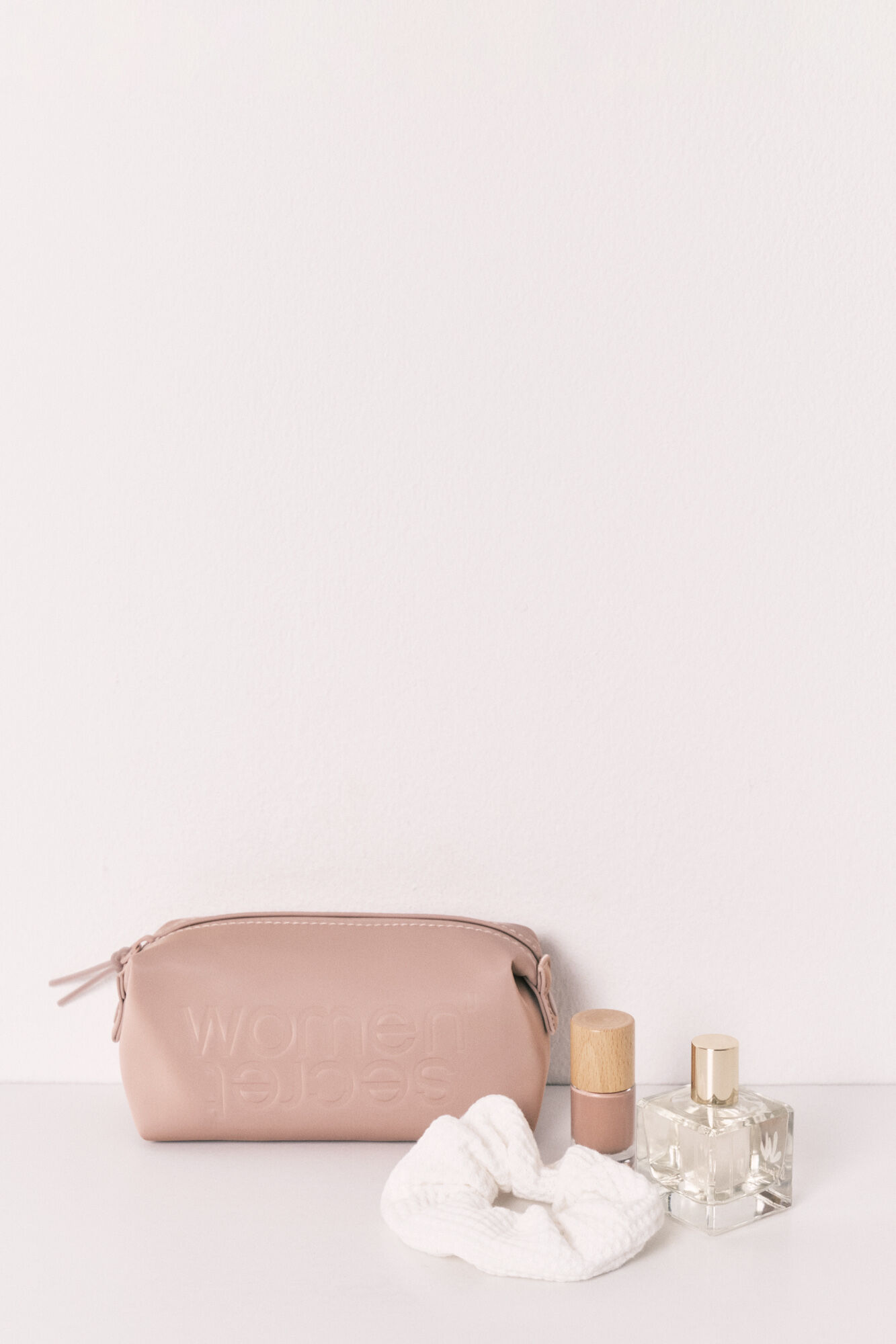 Women'secret Neceser peque&ntilde;o de goma marr&oacute;n