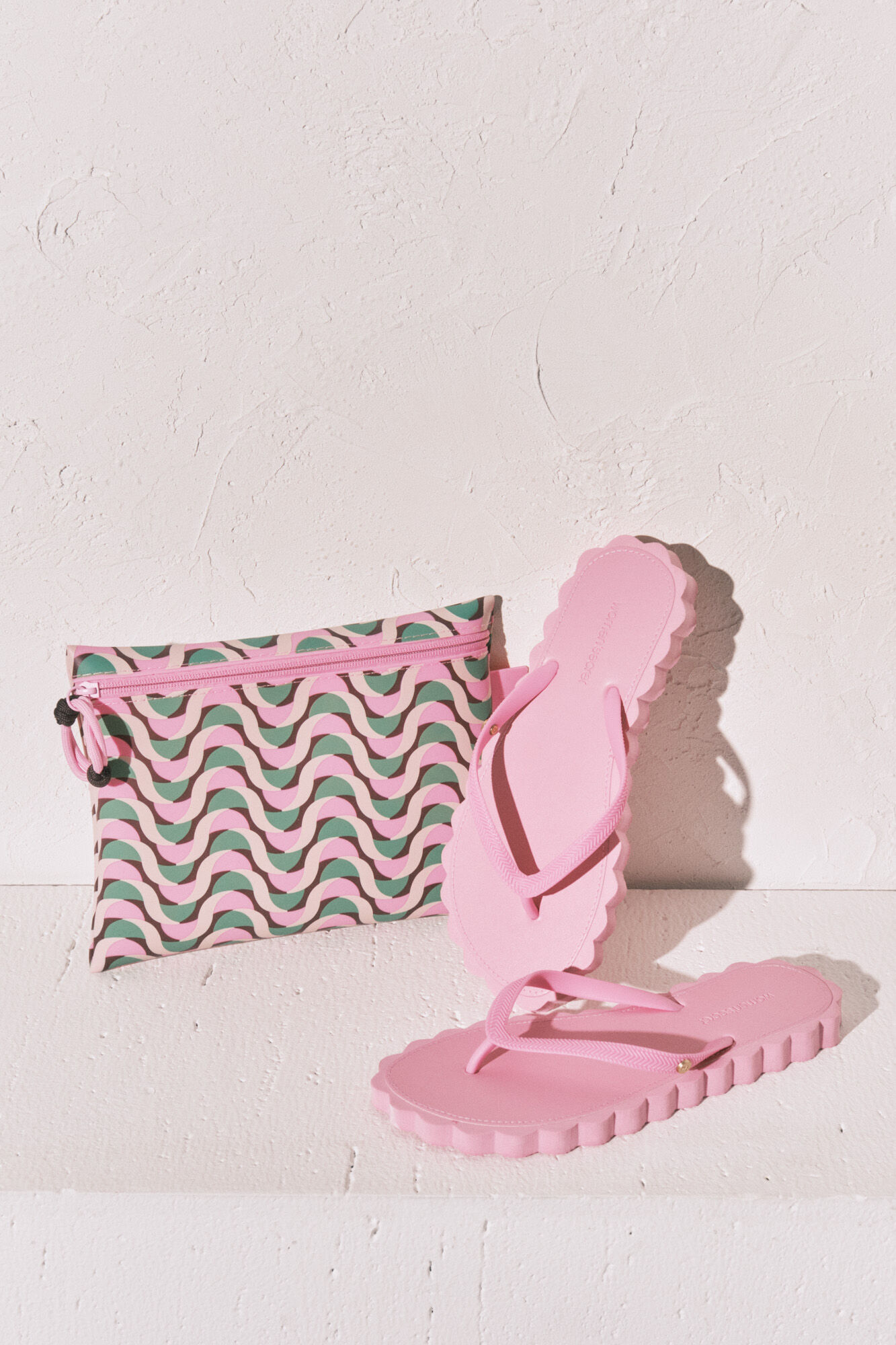 Women'secret Chanclas de dedo efecto ondas rosa rosa