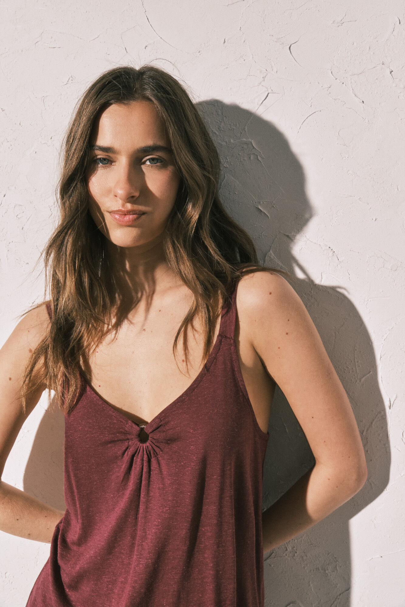 Women'secret Playera de tirantes con aro fruncido granate p&uacute;rpura