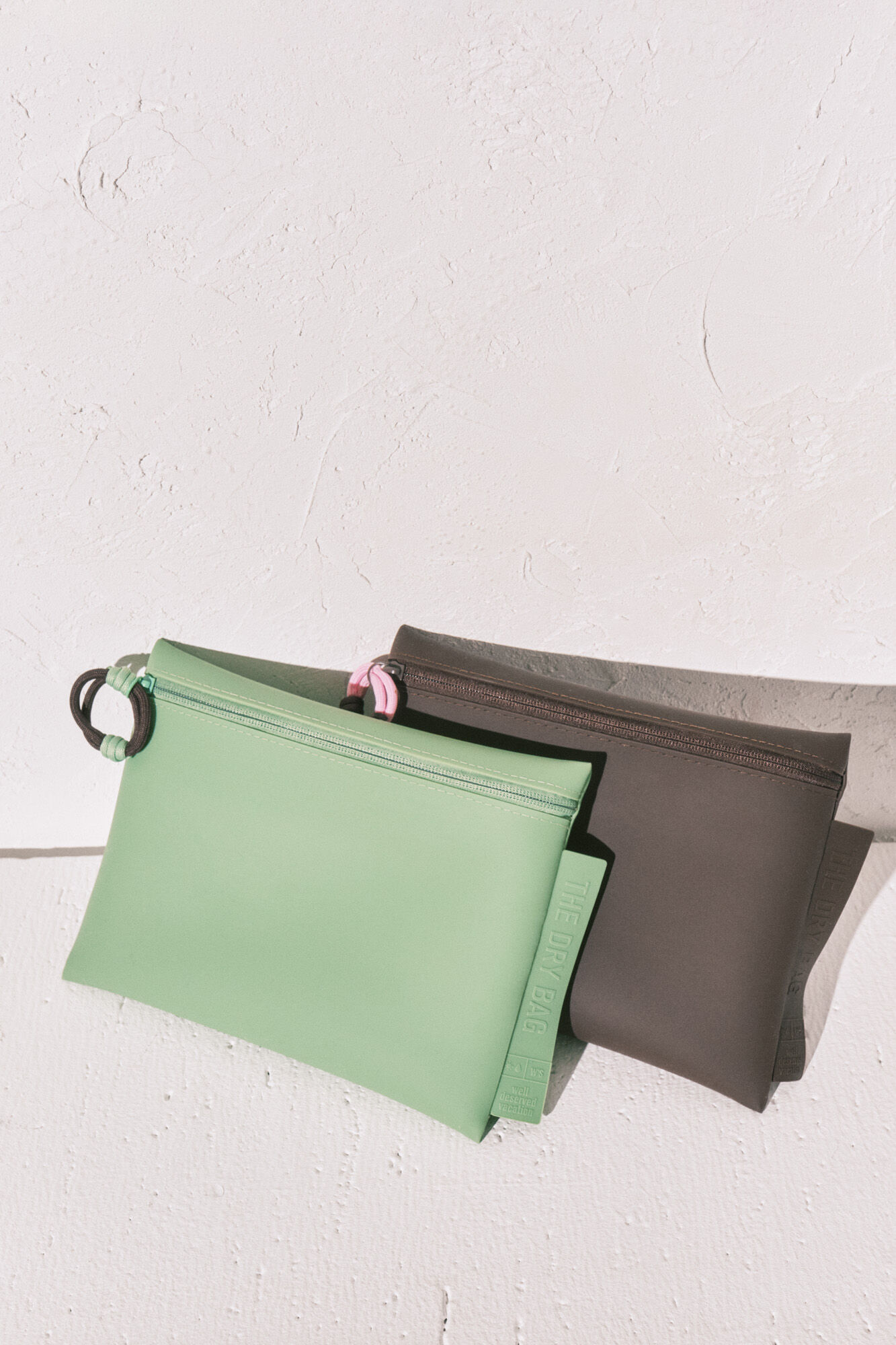 Women'secret Bolsa impermeable para traje de ba&ntilde;o y bikini verde verde
