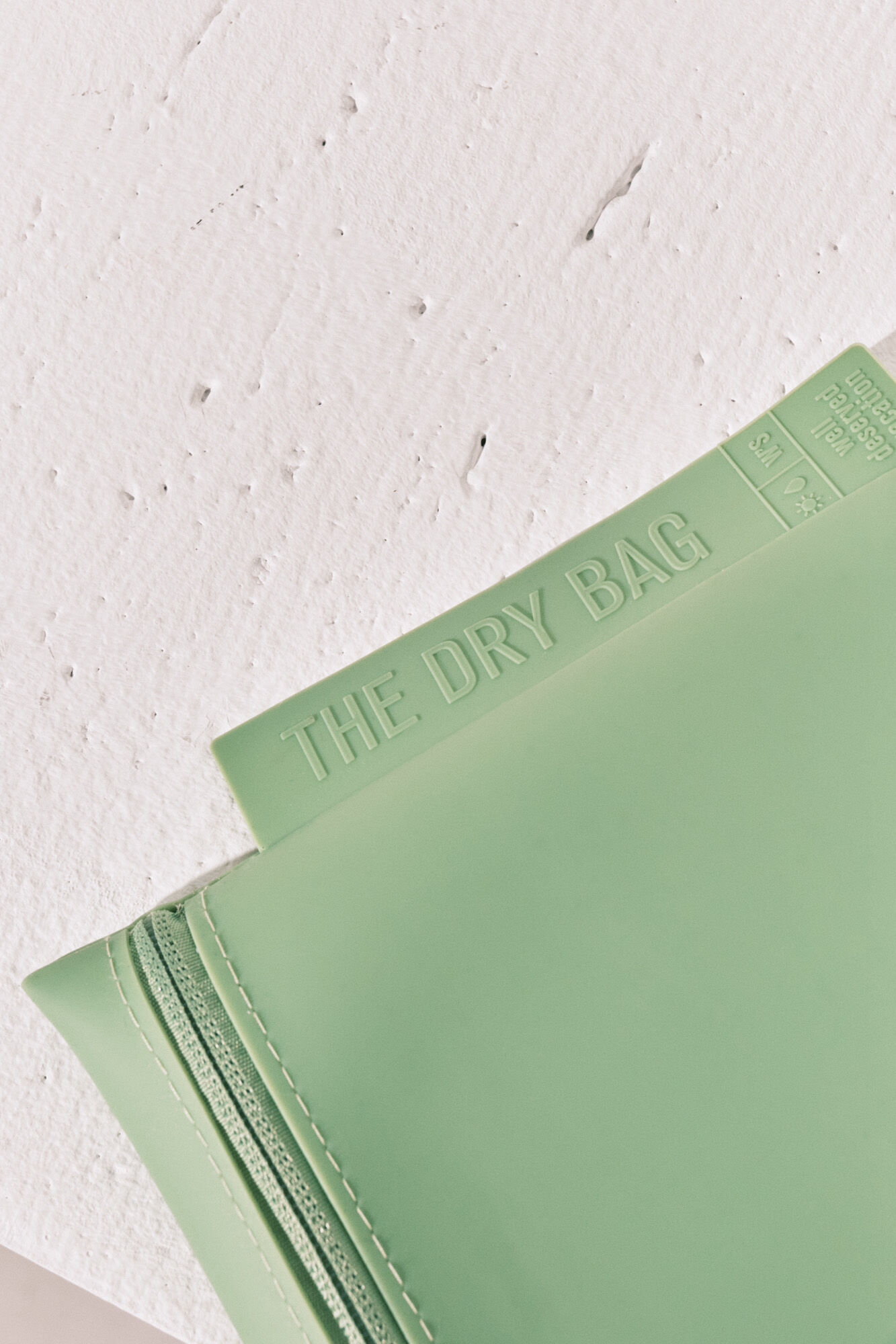 Women'secret Bolsa impermeable para traje de ba&ntilde;o y bikini verde verde