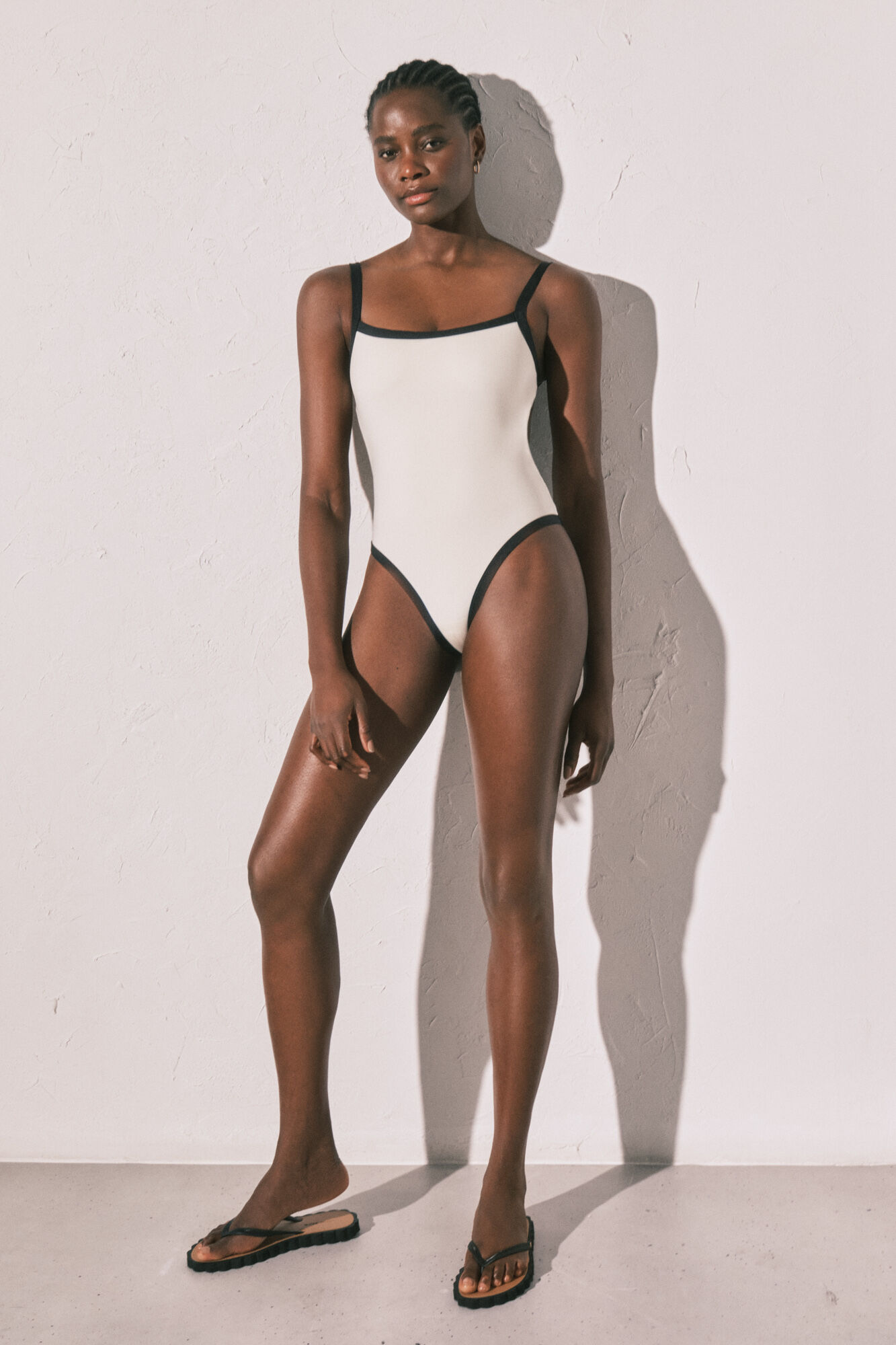 Women'secret Traje de ba&ntilde;o escote recto semi brillante blanco marfil