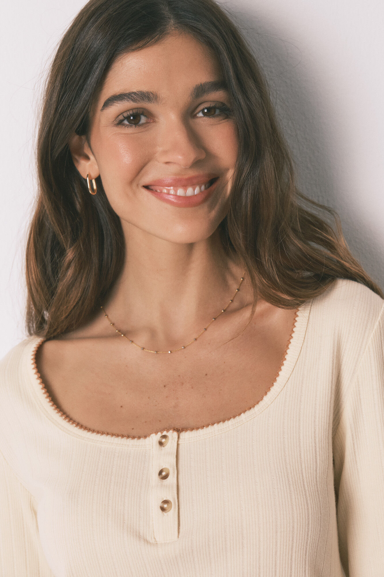 Women'secret Pijama larga estampado de flores de algod&oacute;n amarilla marfil