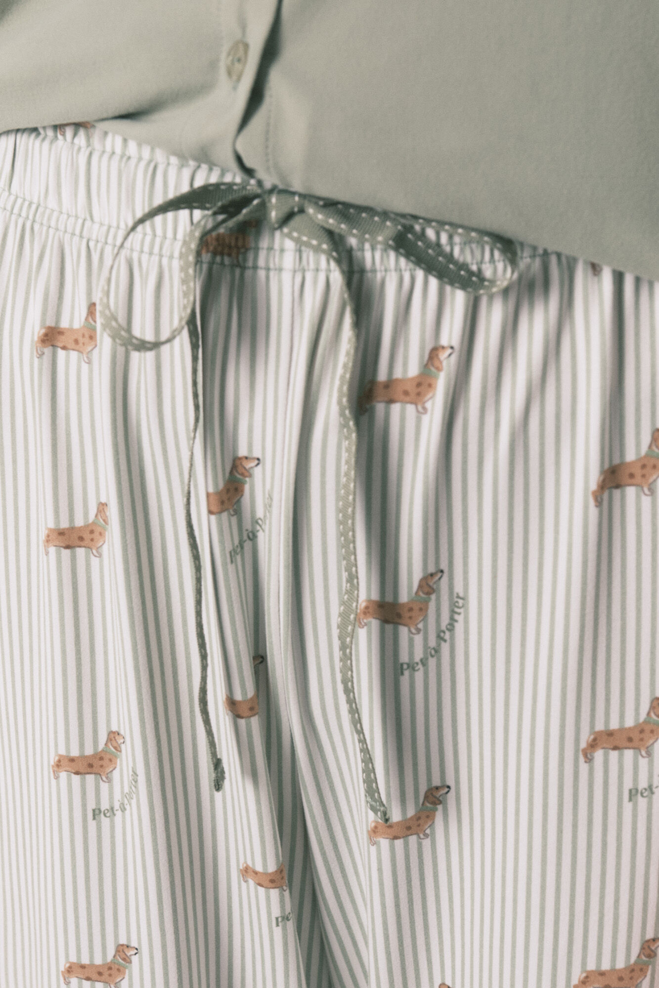 Women'secret Pijama larga estampado de perritos de tejido suave verde verde