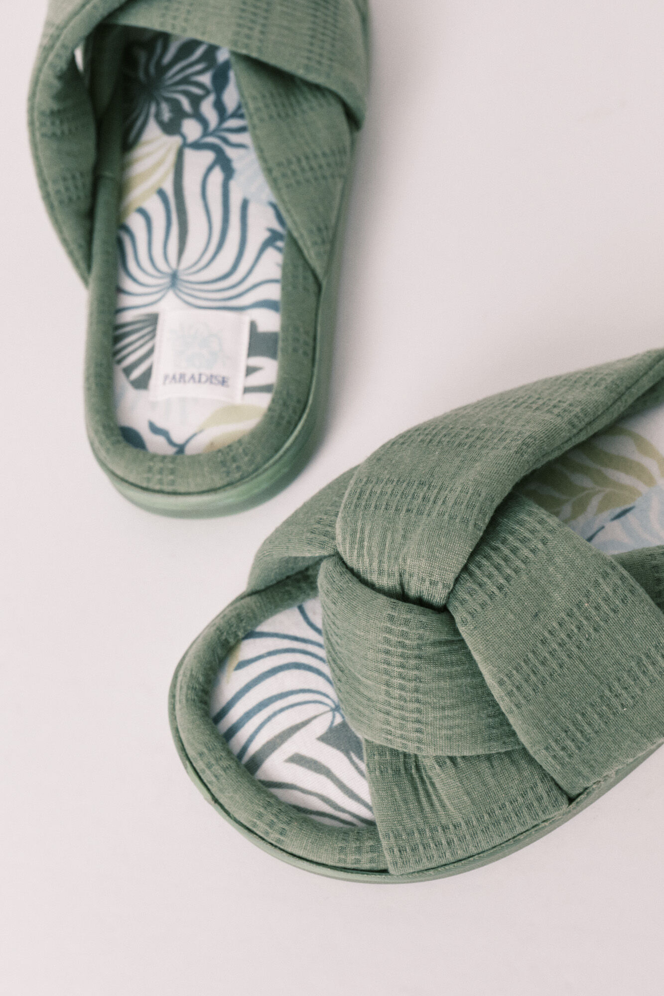 Women'secret Zapatillas de casa de nudo verde