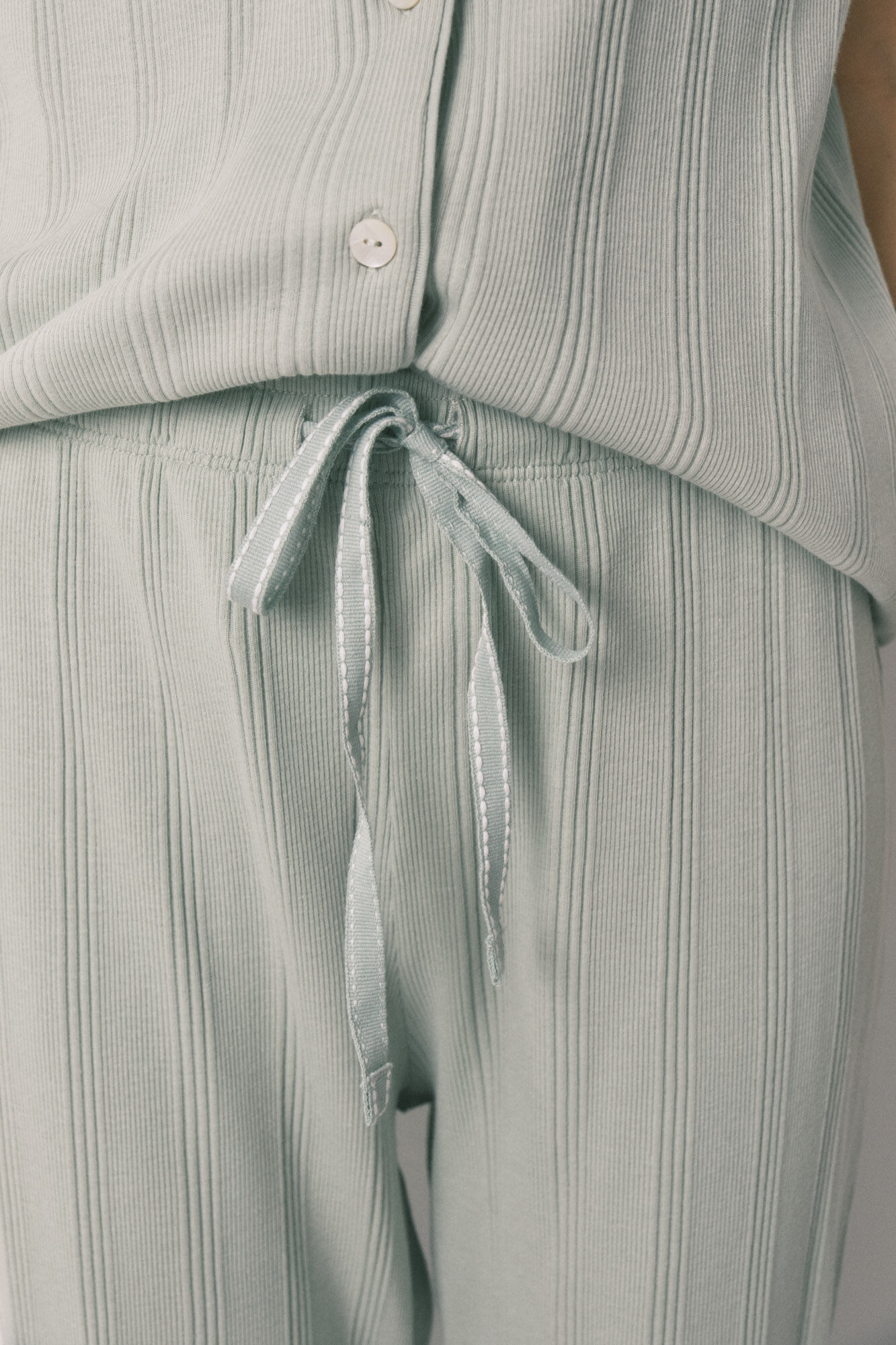 Women'secret Pijama camisera acanalada de algod&oacute;n verde verde