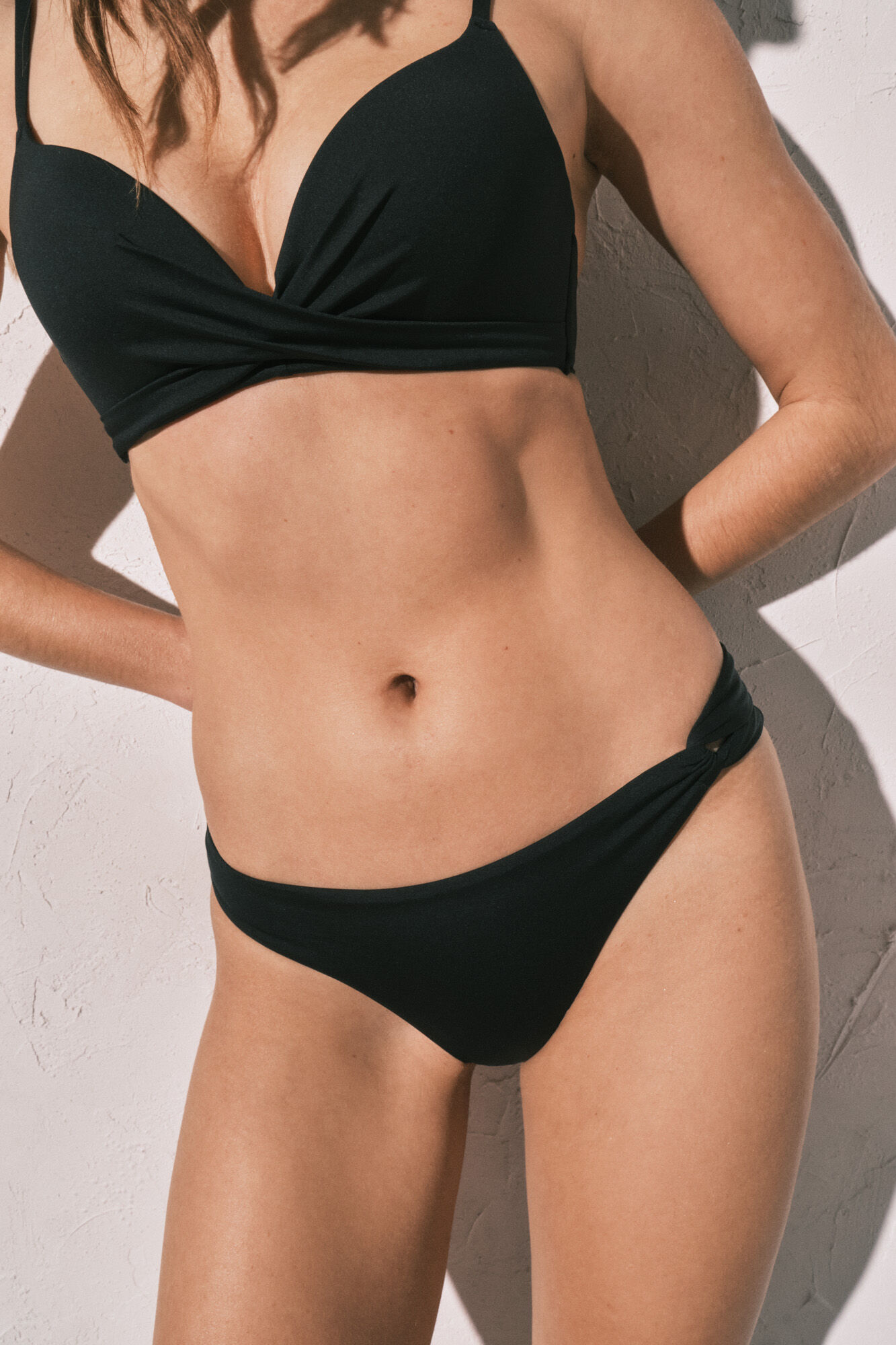 Women'secret Panty de bikini cl&aacute;sica twist lateral negra negro